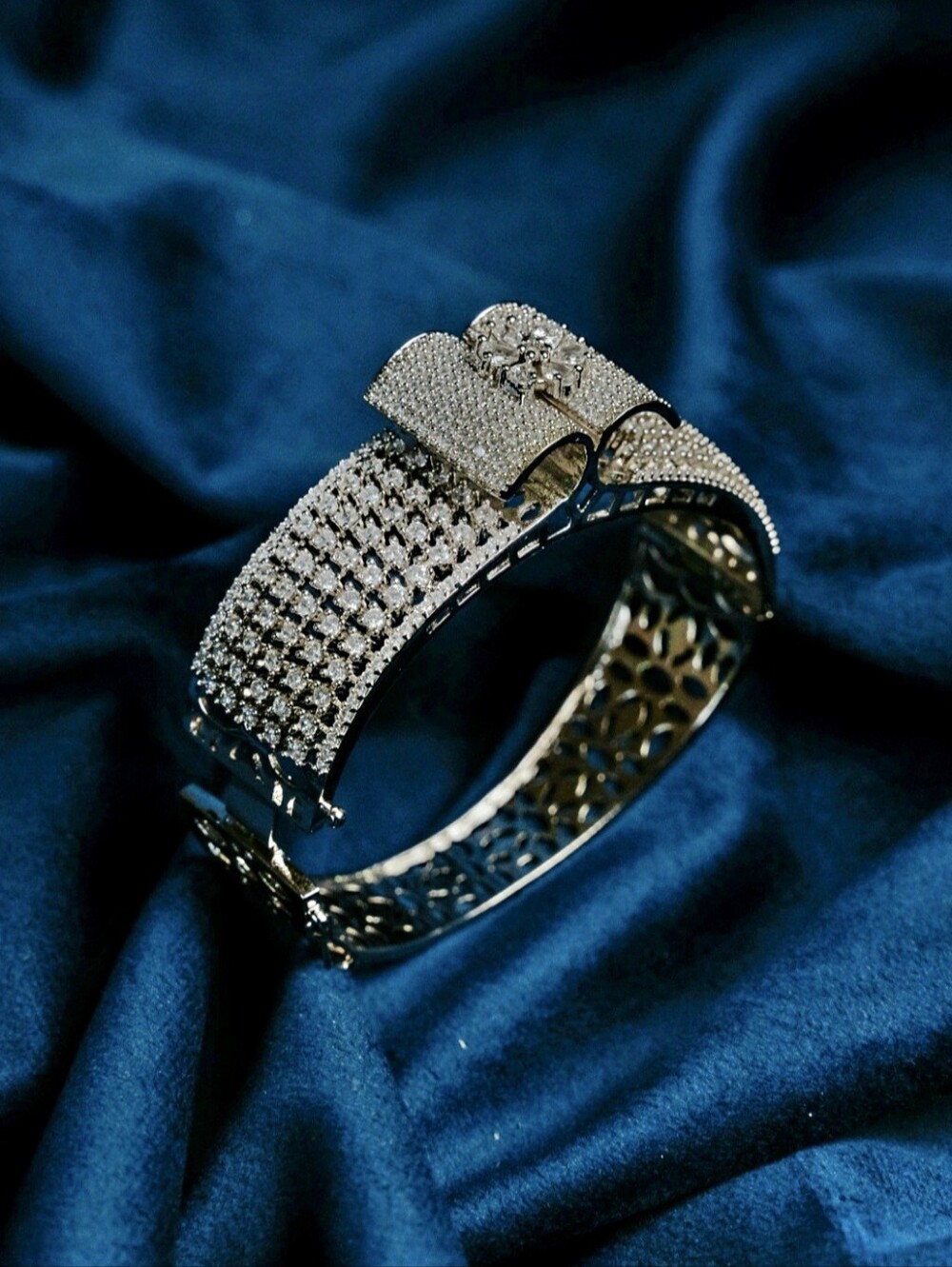 Cubic Zirconia Openable Cuff Style Bangle